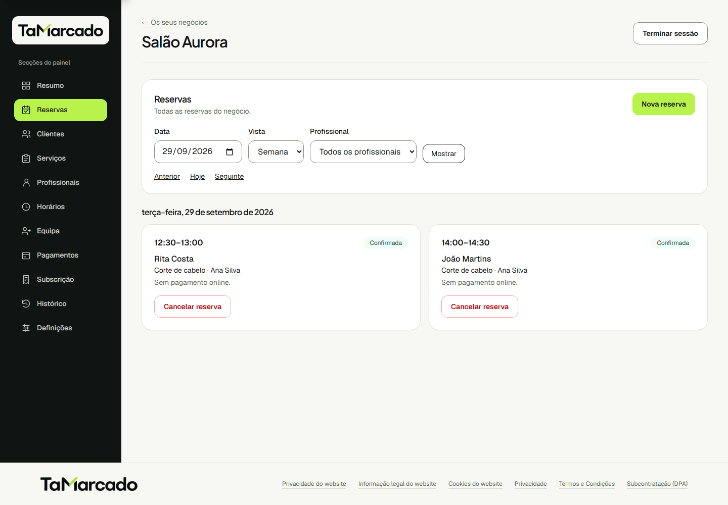 Bookings for Salão Aurora, a fictional salon, in the Tá Marcado web dashboard.